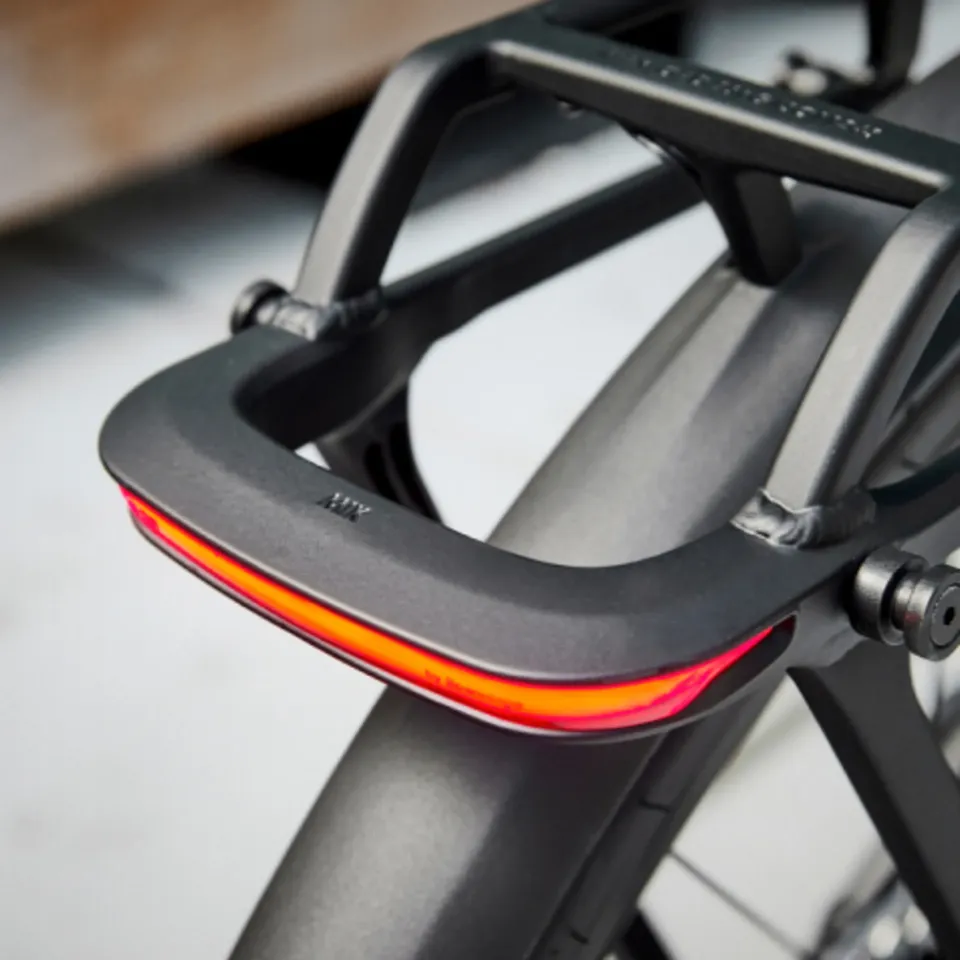 Descubre la Bicicleta Eléctrica que Desafía las Apariencias: La Trek FX+ 7